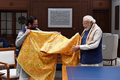 PM Modi presents 'chadar' for offering at Ajmer Sharif Dargah (