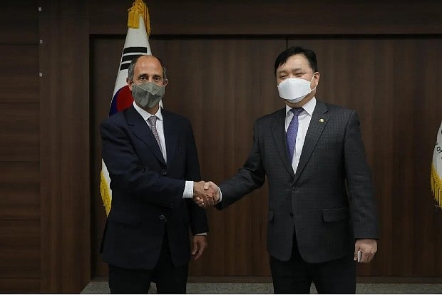 UN rapporteur discusses N.K. human rights issues with S. Korean officials
