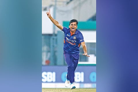 Ravi Bishnoi returned with figures of 2 for 17