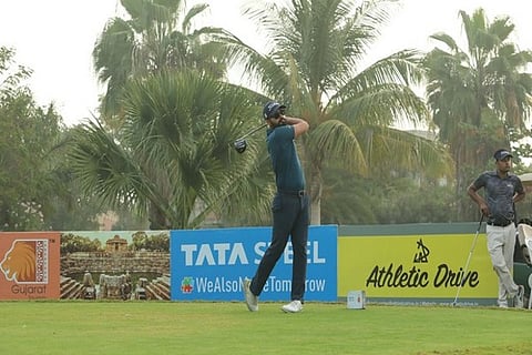 Tapy Ghai in action during Gujarat Open Golf Championship (Image Courtesy: ANI)