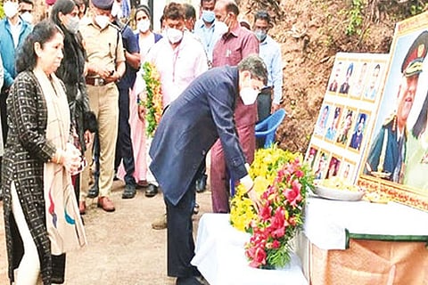 Governor RN Ravi paid tribute to the CDS