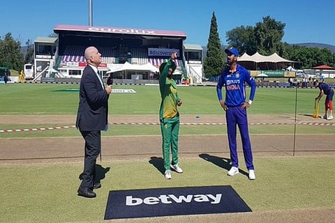 KL Rahul and Temba Bavuma at toss (Image Courtesy: ANI)