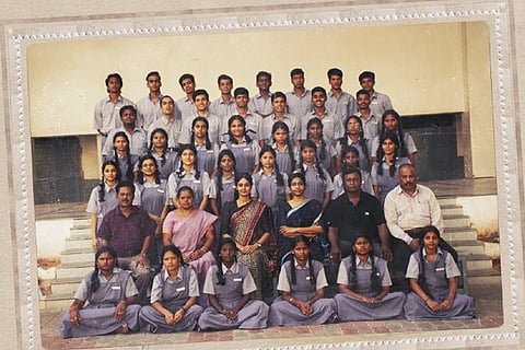 Poster of 'Mudhal Nee Mudivum Nee'