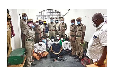 Pair of old tusks seized, 9 held in Theni