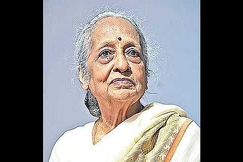 Jayalalithaa congratulates  Dr Shanta