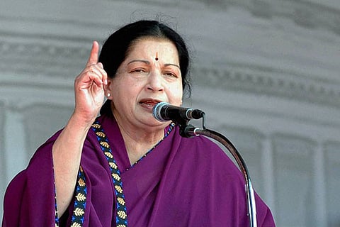 Jayalalithaa asks partymen to check voter list for accuracy