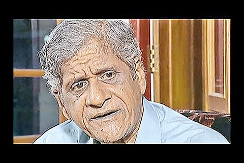 Popular film writer and director ?Vietnam Veedu? Sundaram