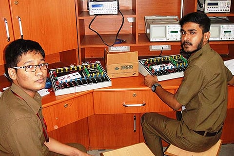 Students working on kits provided by SASTRA University