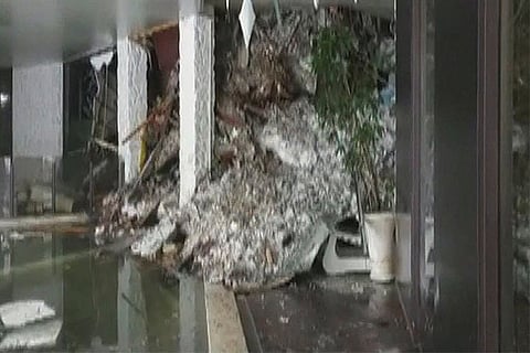 Children saved in Italy avalanche hotel miracle