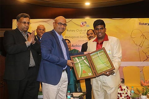 Shrikrishna (Right) with the Young Achiever award in Chennai (Photo: Justin George)