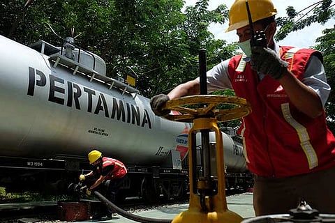 Oil below $50 per barrel as stocks rise