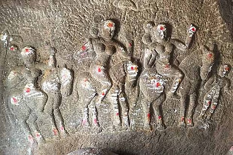 Hero stones of women warriors found in Krishnagiri