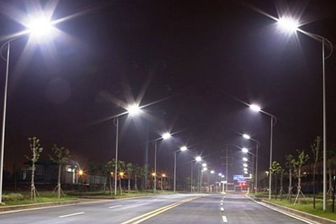 While street lights with LED bulbs are common in many countries, Tamil Nadu is still a step behind
