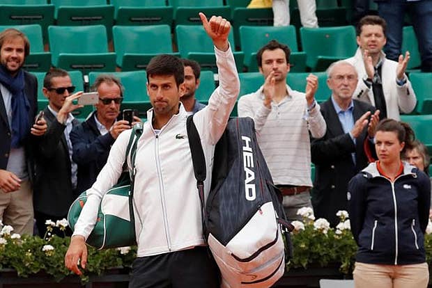 Djokovic knocked out of French Open in quarter-finals