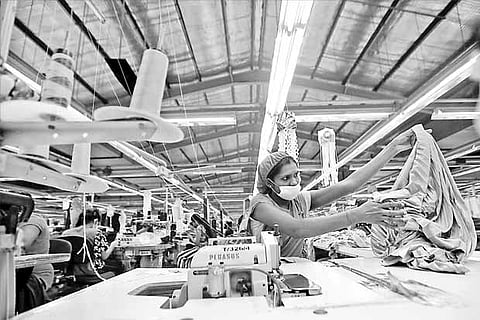 Textile industry to touch $250 billion in 2 years: official