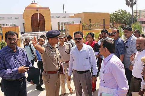 Police explaining the SPG team about the arrangements for PM?s visit