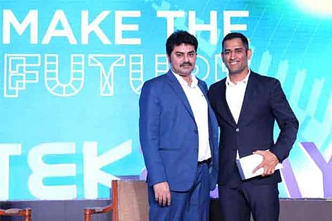 Prabhuram, ED, Tekplay Systems with CSK captain MS Dhoni