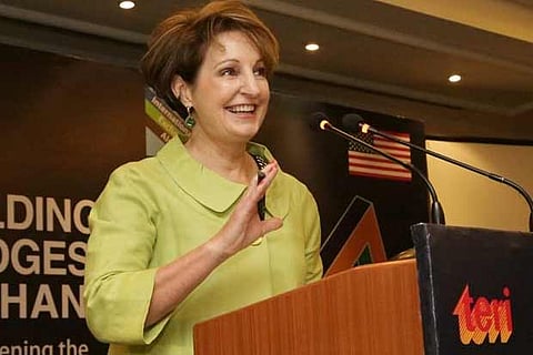 US Charg? d'Affaires in India MaryKay Carlson