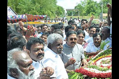 AIADMK deputy general secretary TTV Dinakaran along with his supporters pays respects