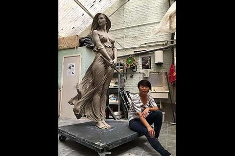 Artist creates bronze sculptures of women inspired by Renaissance