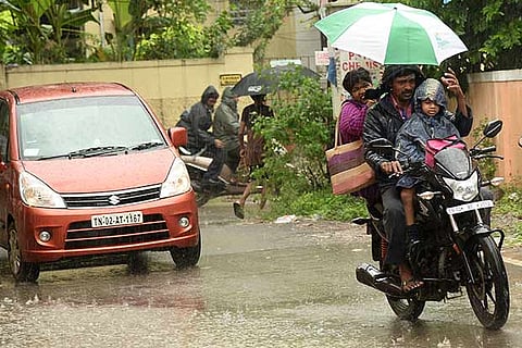 Pre-monsoon showers lashed several parts of Chennai city (Photo: J Gnana Jain)