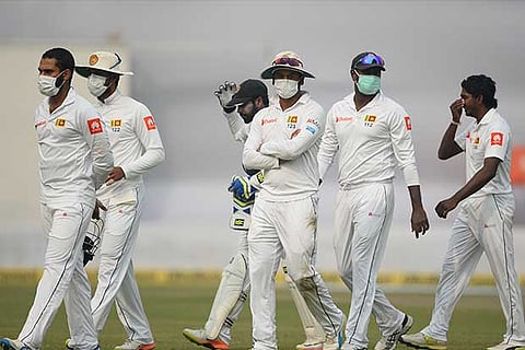 Sri Lanka cricket team players wearing pollution masks