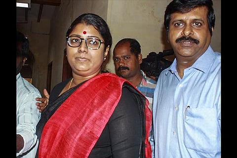 Sasikala?s niece Krishnapriya deposes before the commission at Kalas Mahal