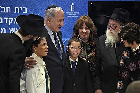 Netanyahu with Mosche Holtzberg unveiling the Living Memorial in commemoration OF 26/11 victims