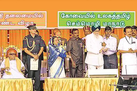 M Karunanidhi, Pratibha Patil, the then Governor SS Barnala and MK Stalin