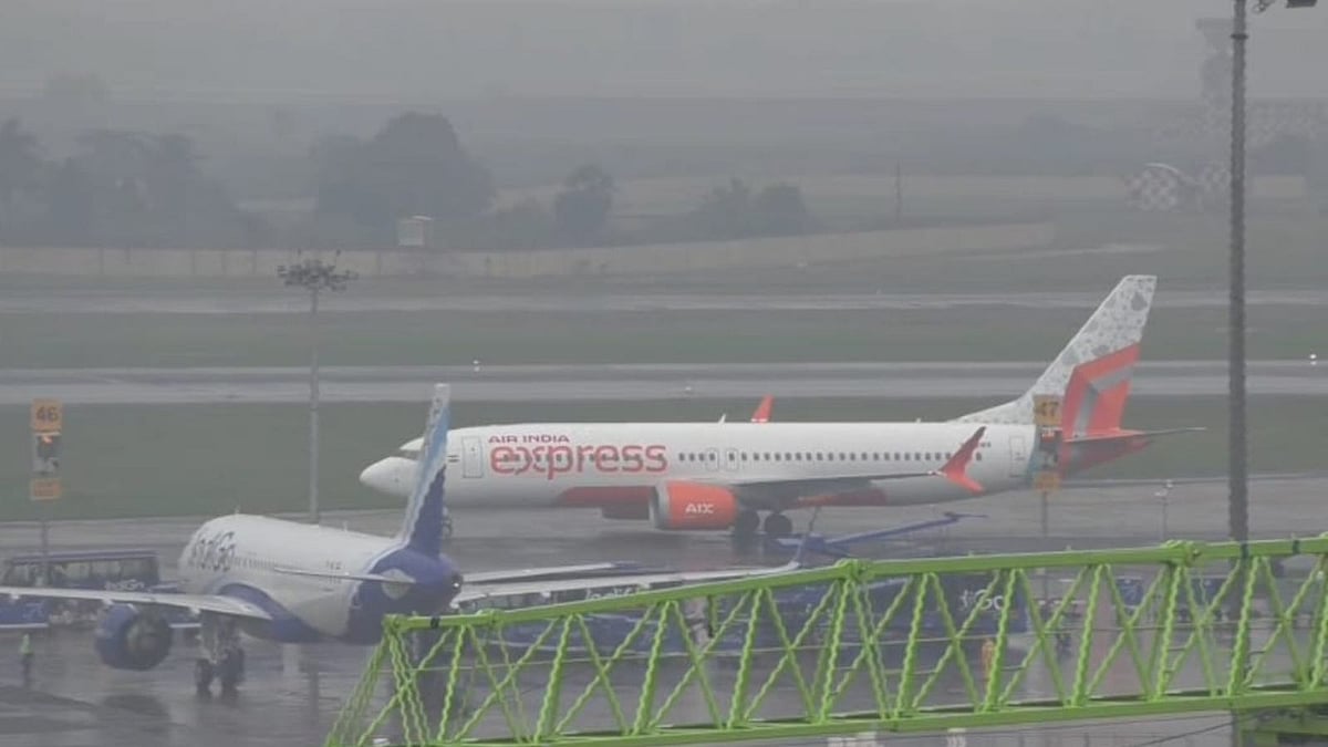 Bhogi smoke, fog hit services at Chennai airport; 14 flights cancelled ...