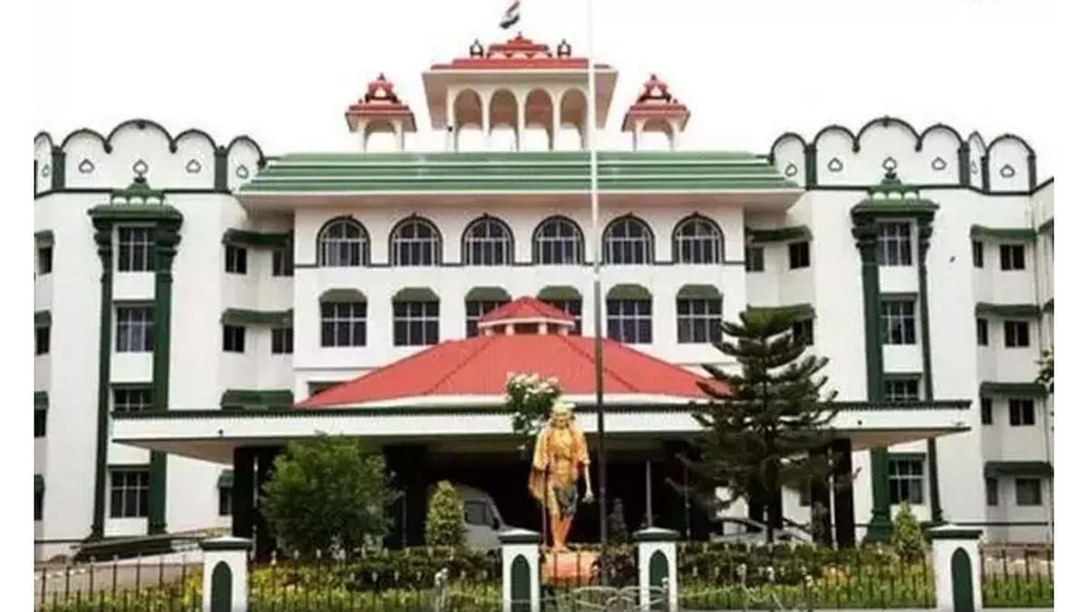 Madras High Court upholds order allowing lighting of lamp at Deepathoon ...