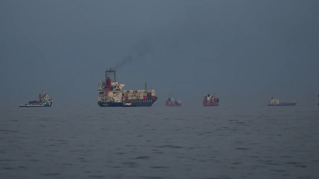Iran publishes chart showing it may have put sea mines in Strait of ...