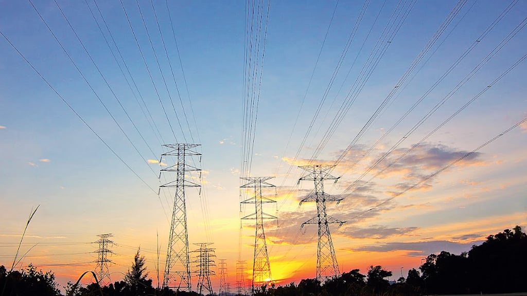 Facing public fury over power cuts, TN government plans Rs 2,275-crore ...