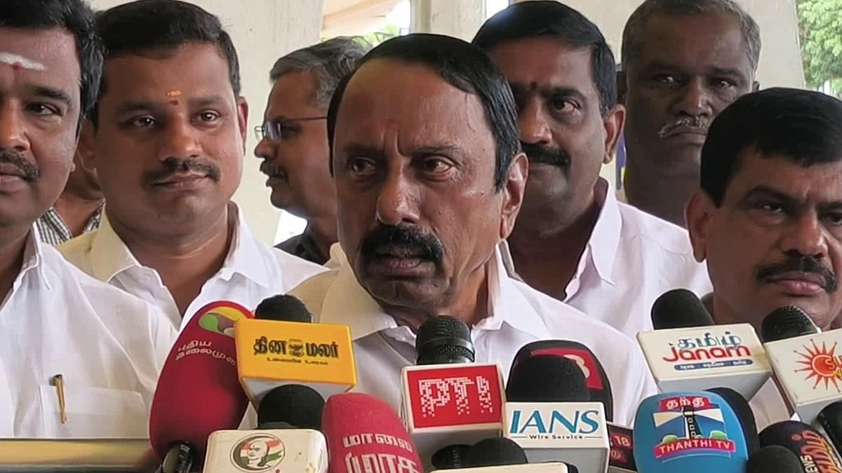 Vijayabaskar knows all tricks, will win electoral battle: Sengottaiyan