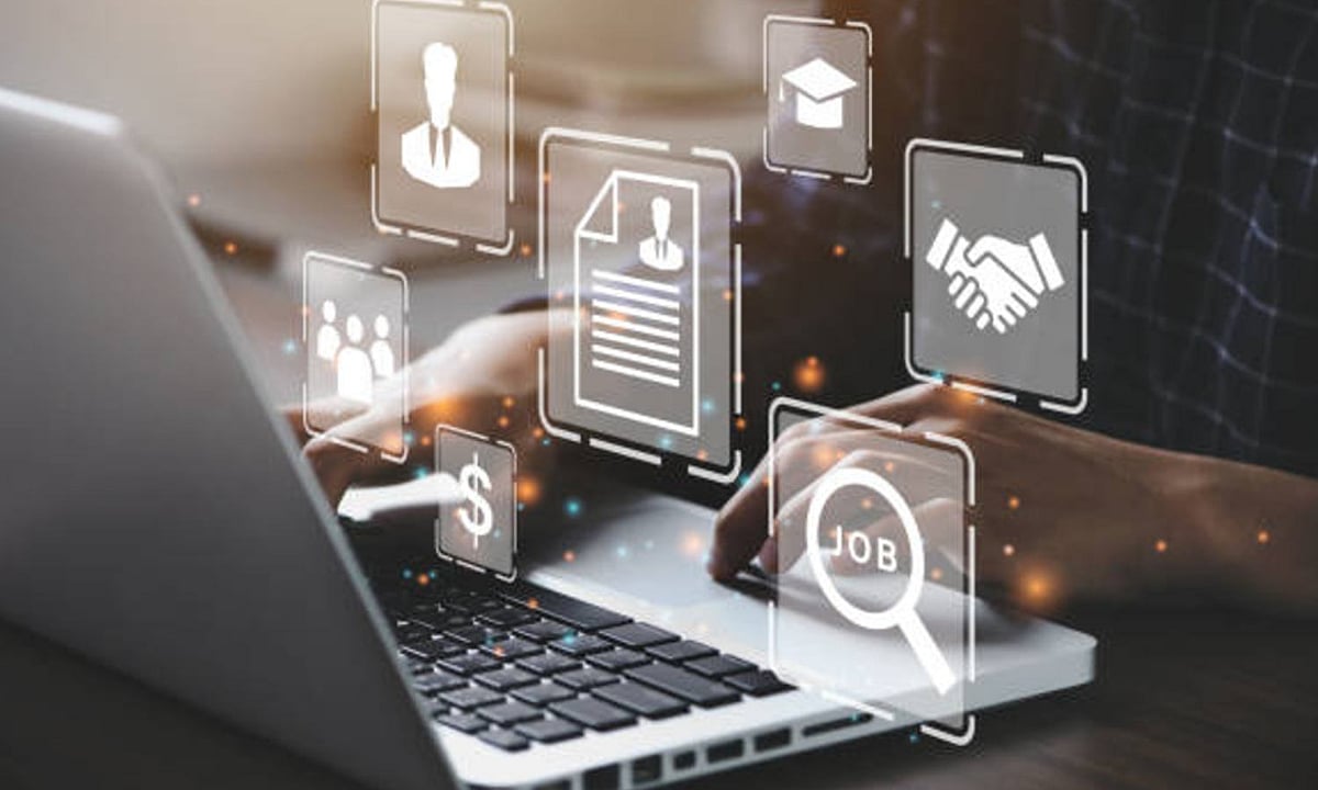How Technology Is Changing the Way People Explore New Career Opportunities