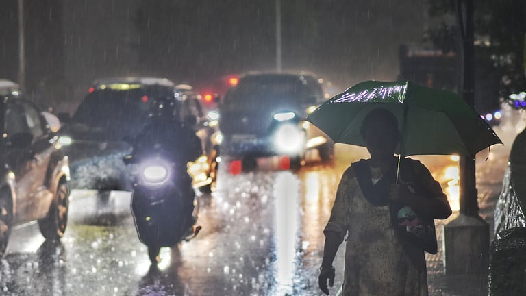 Minister Aadhav Arjuna inspects Chennai waterlogged areas, war rooms as ...