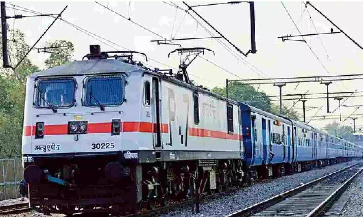SWR notifies extended run of spl trains