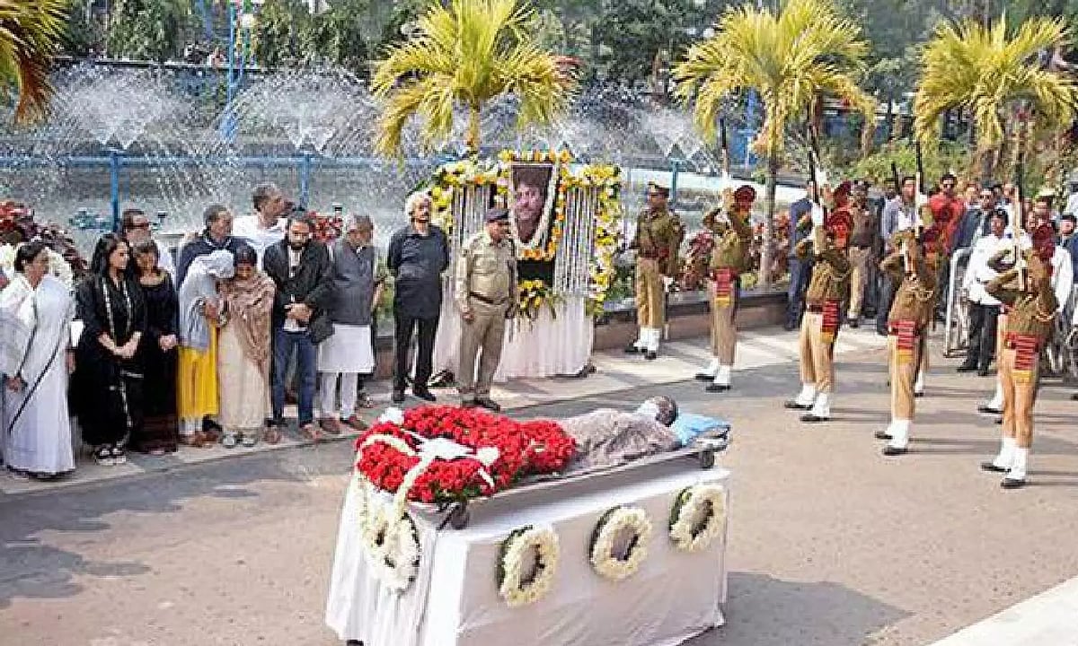 Music maestro Ustad Rashid Khan laid to rest with State honours in Kolkata