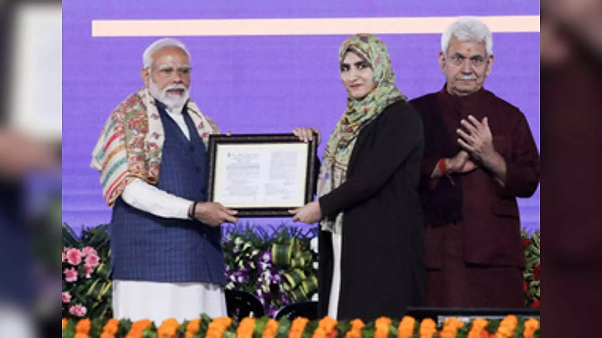 Article 370 was biggest hurdle in JK's development, says PM Modi