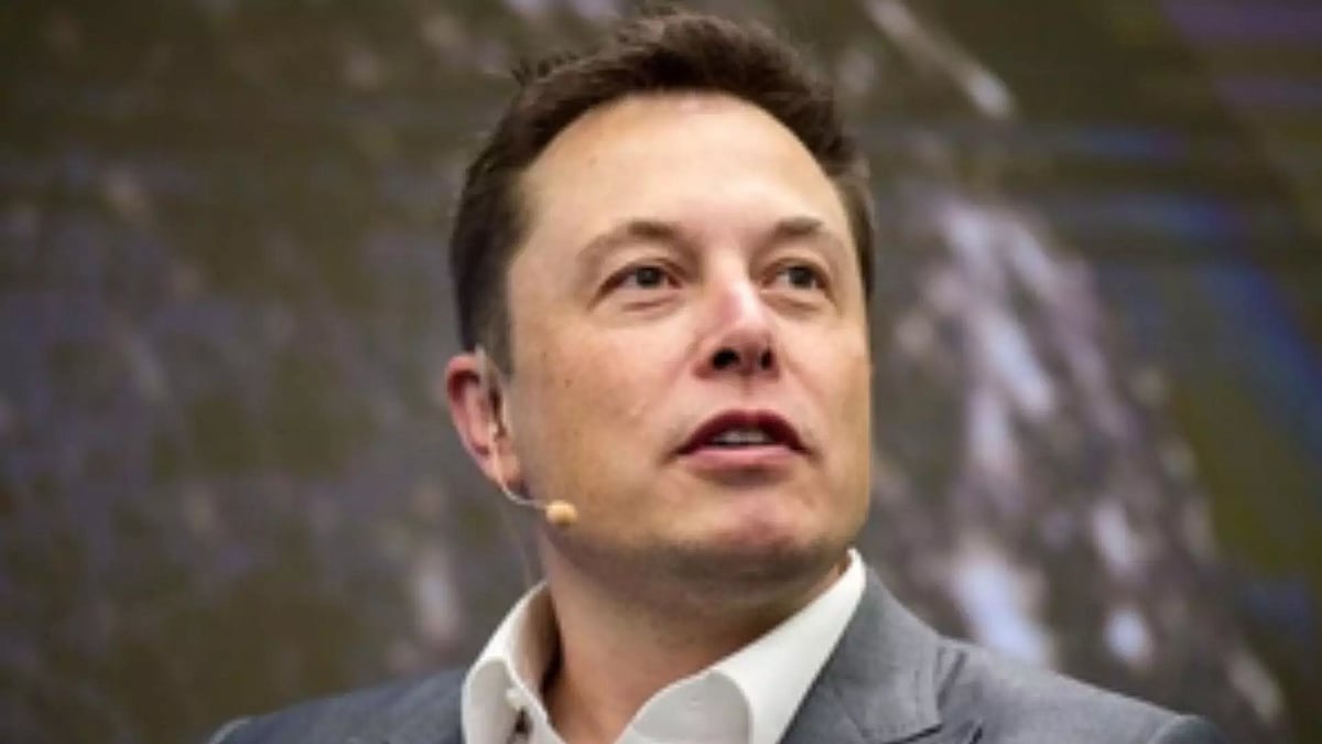 Starship Super Heavy Booster returns to launch mount: Elon Musk