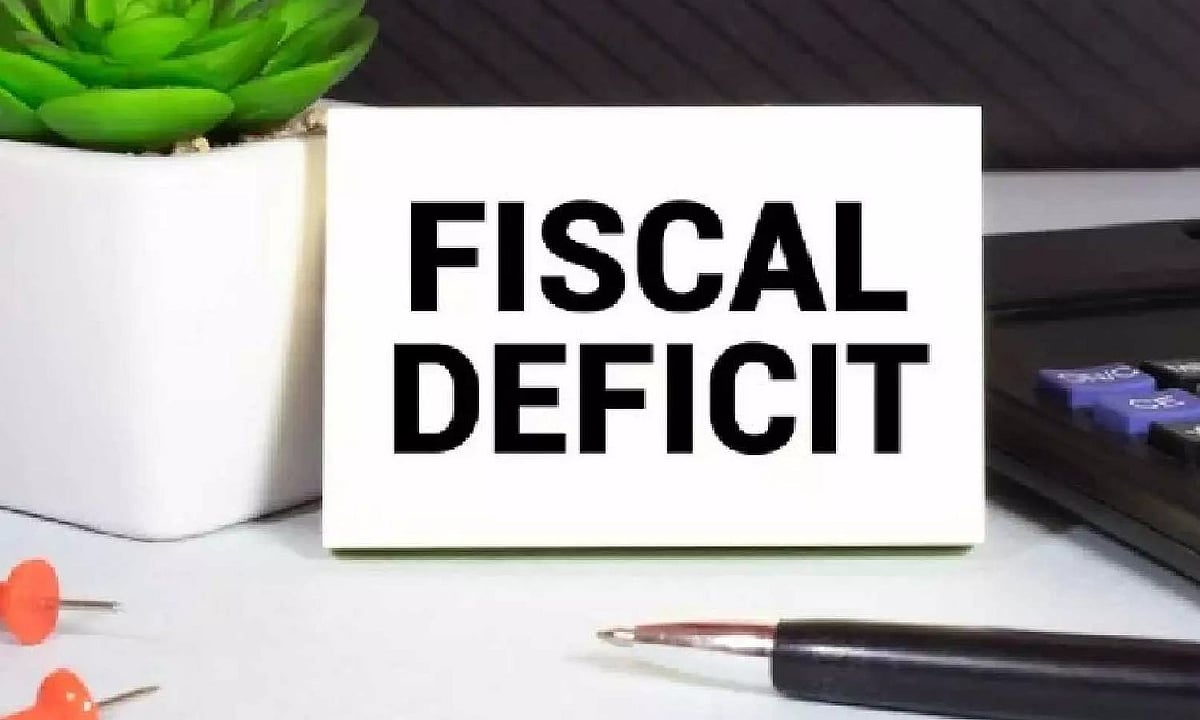 Govt aims to cut fiscal deficit to 4.5pc of GDP in 2025-26