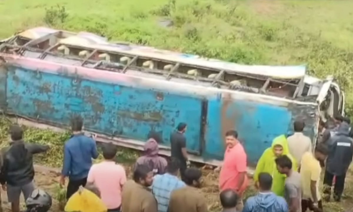 Narrow escape for 40 Melmaruvathur pilgrims as bus plunges into ravine ...