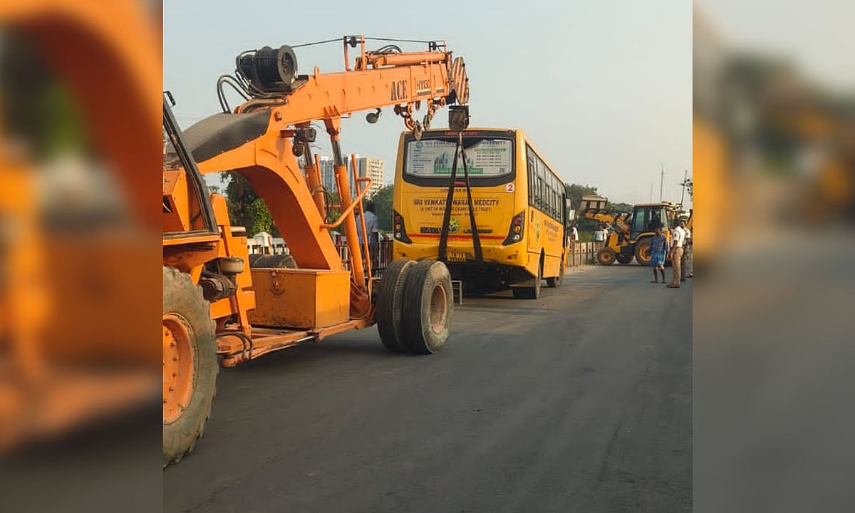 Bus breakdown triggers major traffic jam on Basin Bridge