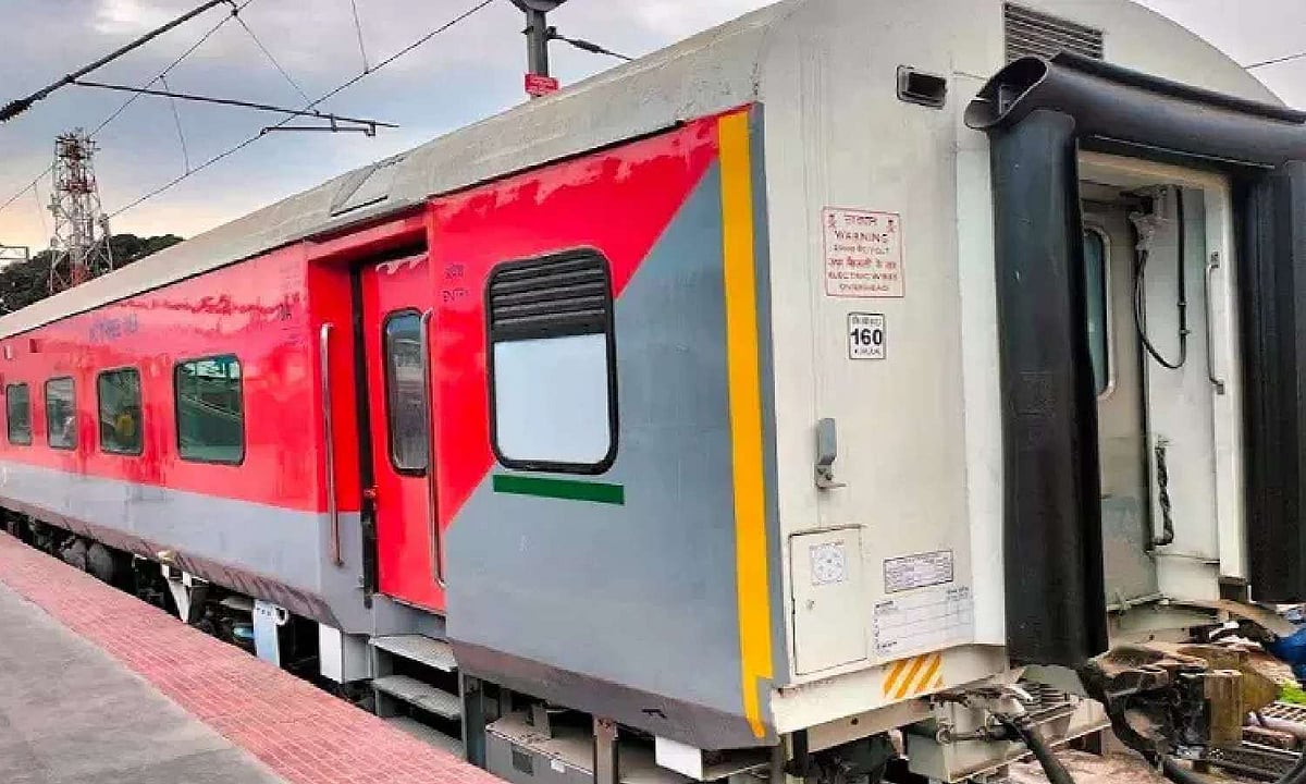 Sabari Express trains between Secunderabad & Trivandrum to run with LHB ...