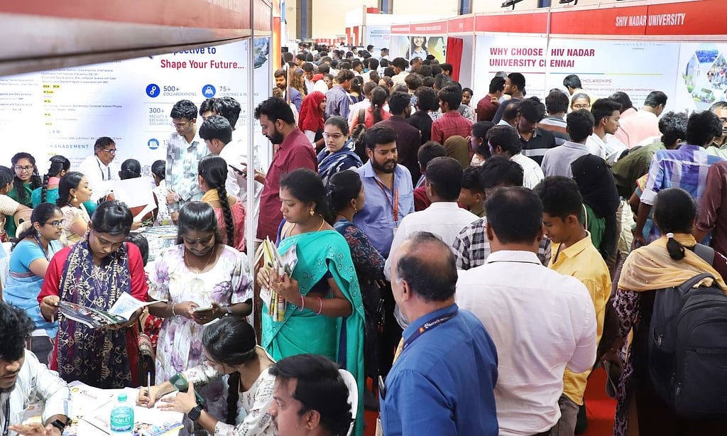 Daily Thanthi-VIT's two-day education expo brings 40+ colleges together