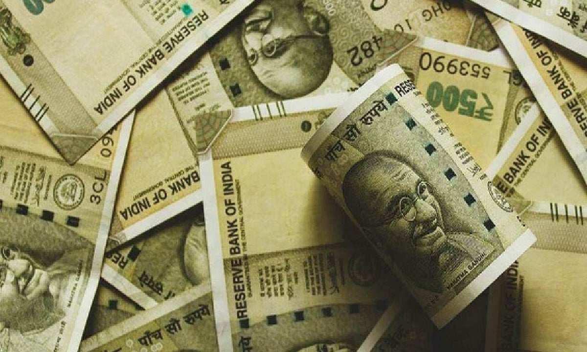 Rupee slumps 25 paise to all-time low of 88.53 against US dollar