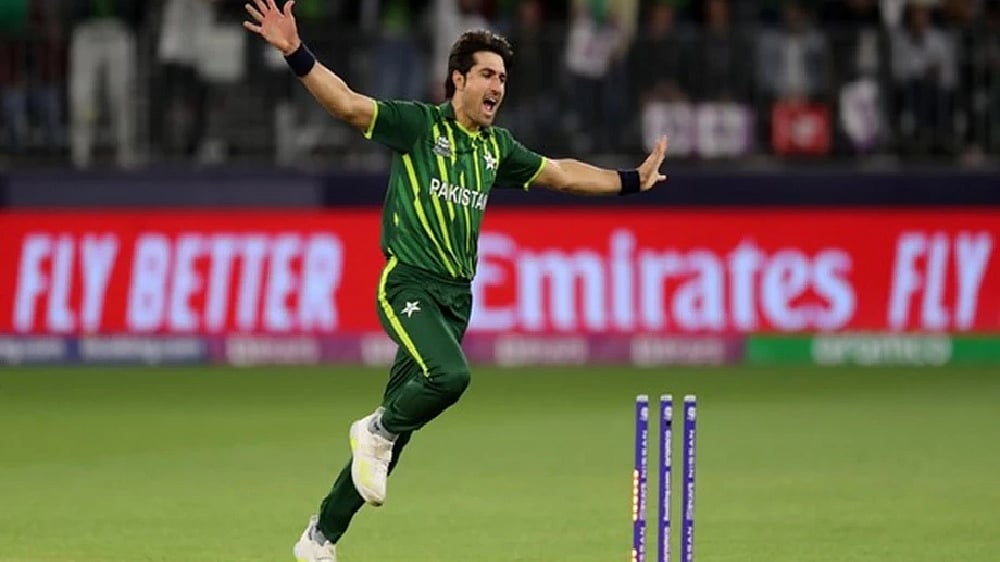 T20 WC: Fiery spell by Wasim Jr helps Pakistan restrict Zim to 130