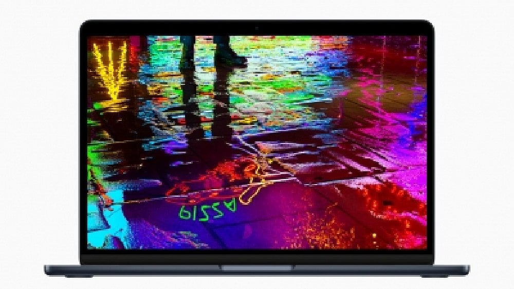 Apple may launch MacBook with OLED display in 2024