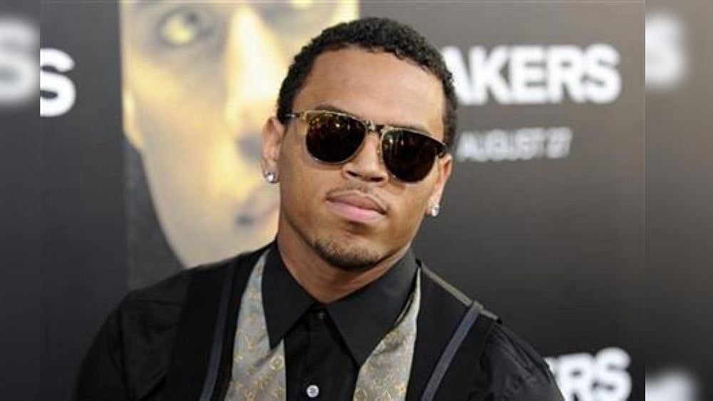 Chris apologizes for his 