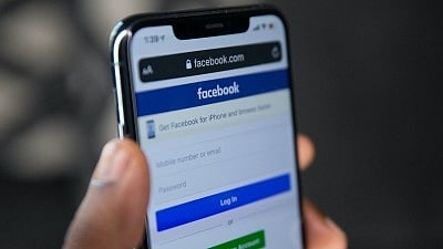 Facebook to let you play games during video calls on Messenger